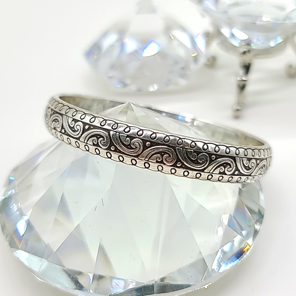 Brighton "ANDORRA" Scrolled, Swirled, & Silver Plated Bangle Bracelet 💎💍👑
